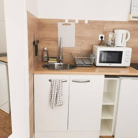 #4 Joli Appartement A 2 Pas Du Metro Et Paris 20 Bagnolet Bagian luar foto